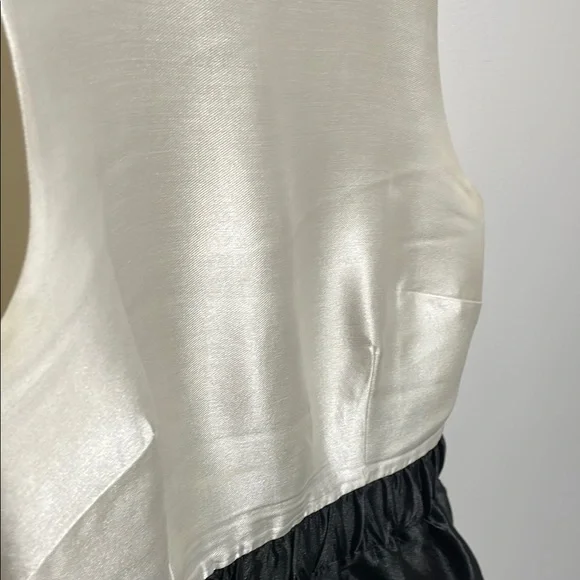 Kate Spade | Black and White Pleated Mini Dress - Picture 3 of 6